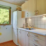 Steffenie - 250m From The Sea By Interhome