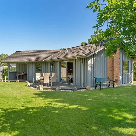 Feriehus Steffenie - 250m From The Sea By Interhome Knebel